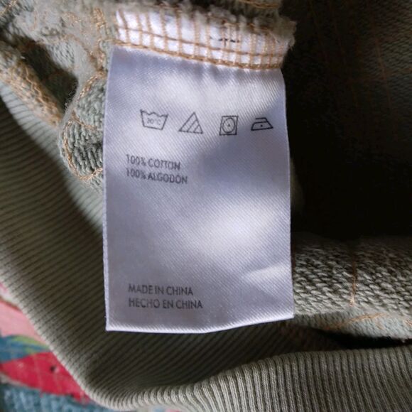 Round Two Quilted Patchwork Crewneck Sweatshirt Retro Mens Size Small - Picture 8 of 15